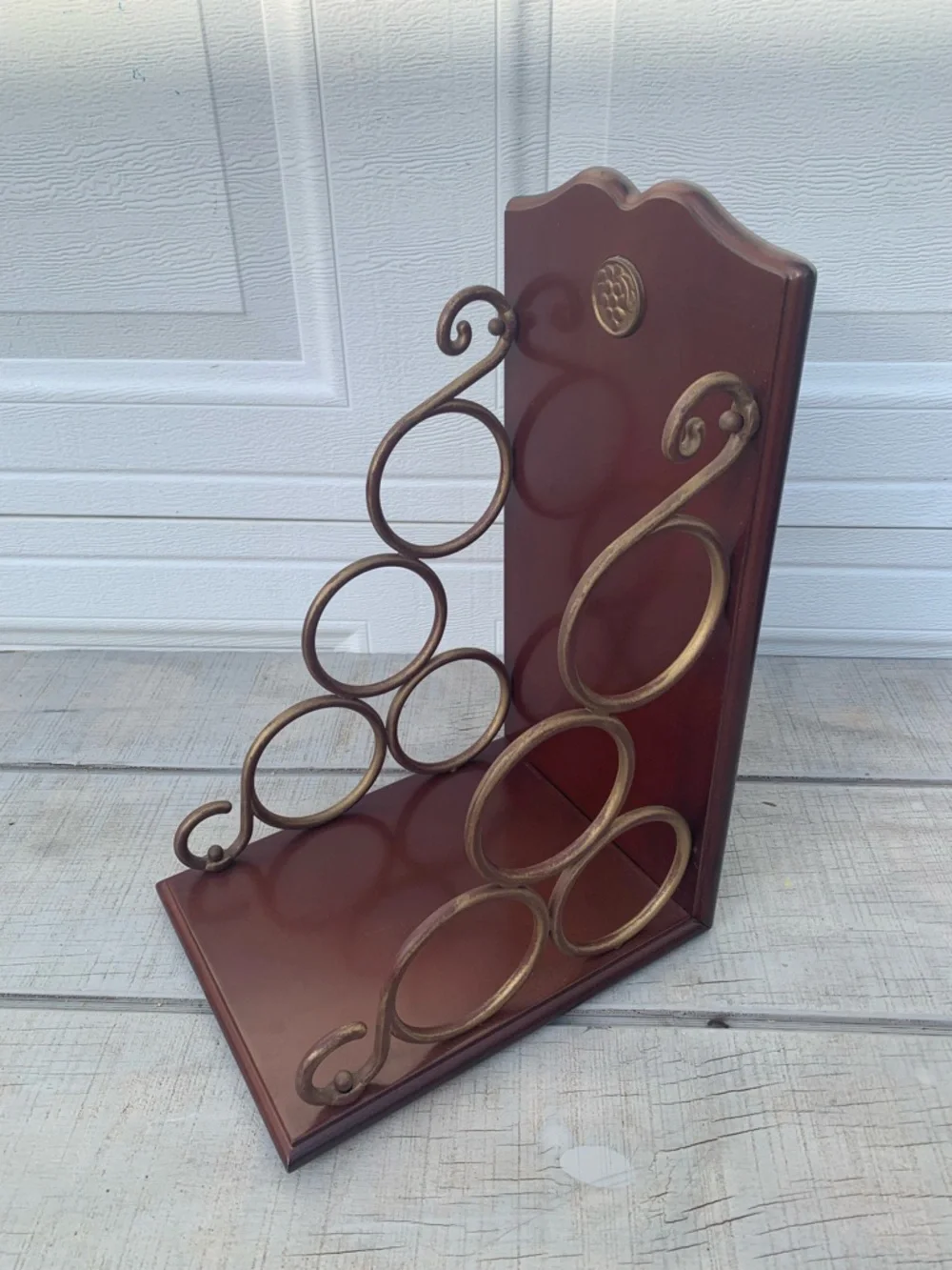 Vintage The Bombay Company Brass Scroll 4 Bottle Wine Rack Tabletop Holder Decor